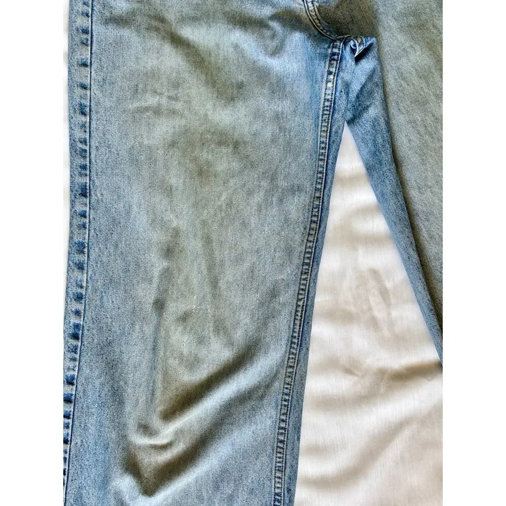 Vintage 1990s Unionbay Blue Denim Jeans Size 7 Mid rise Loose Fit Light Wash
